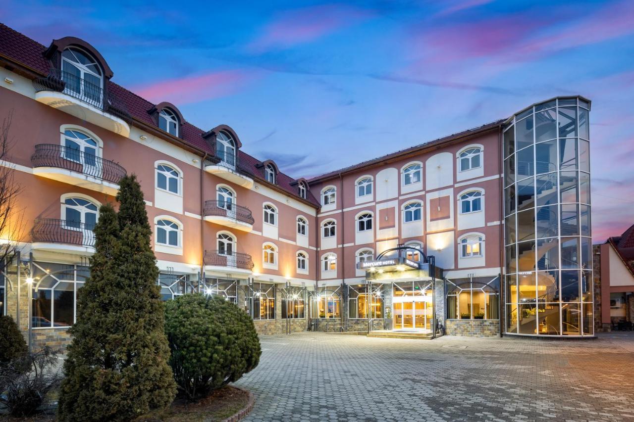 เมอร์เคียว ซิบิวแอร์พอร์ต Hotel ซีบิว ภายนอก รูปภาพ